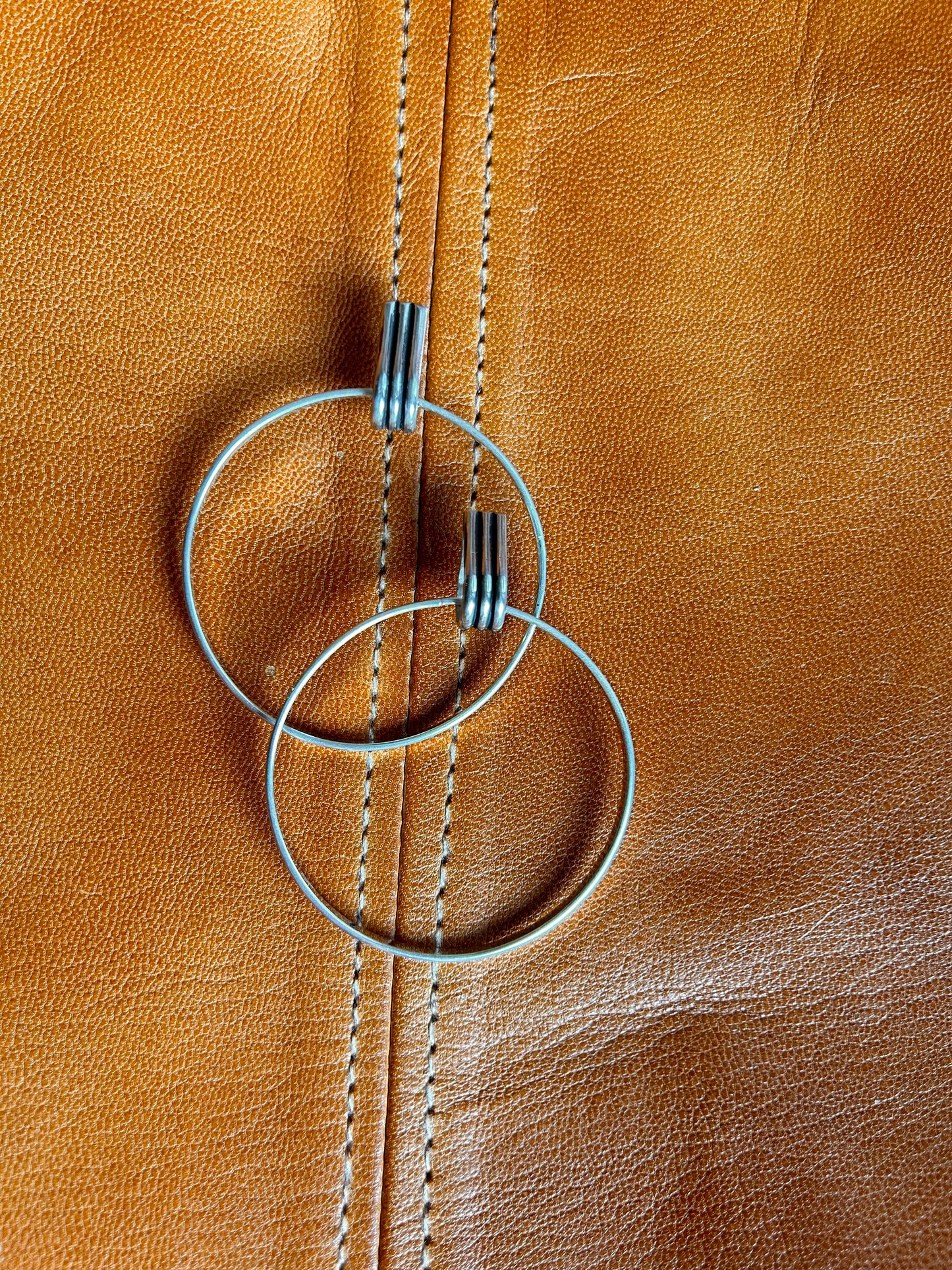 Stirrup Hoop