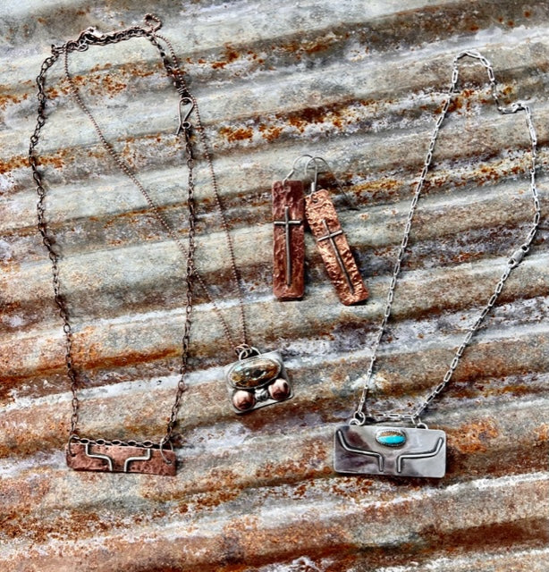 Sierra Nevada Boulder Necklace