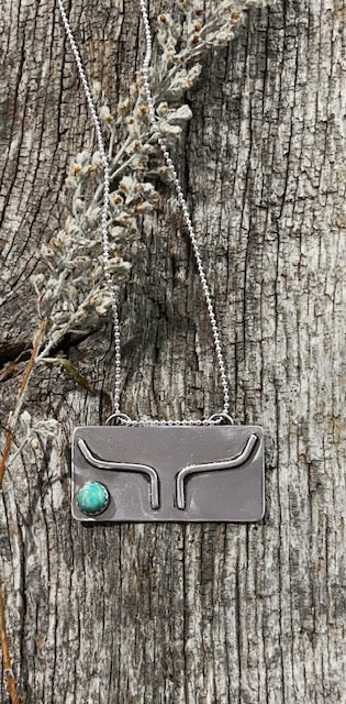 Dishley Bar Necklace