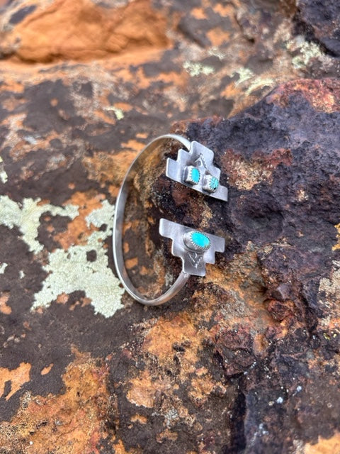 Cortes Cuff