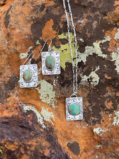 #8 Turquoise Necklace~Earring Set