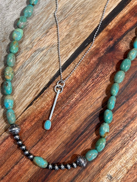 Stray Necklace
